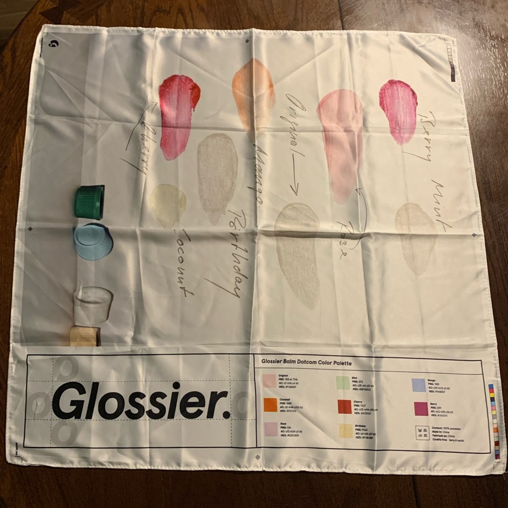 Glossier 2019 Balm Dotcom Color Palette Scarf